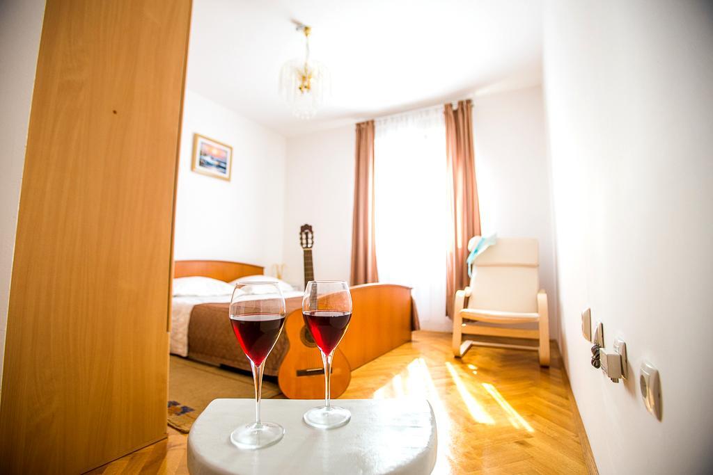 Split Apartments Shell מראה חיצוני תמונה