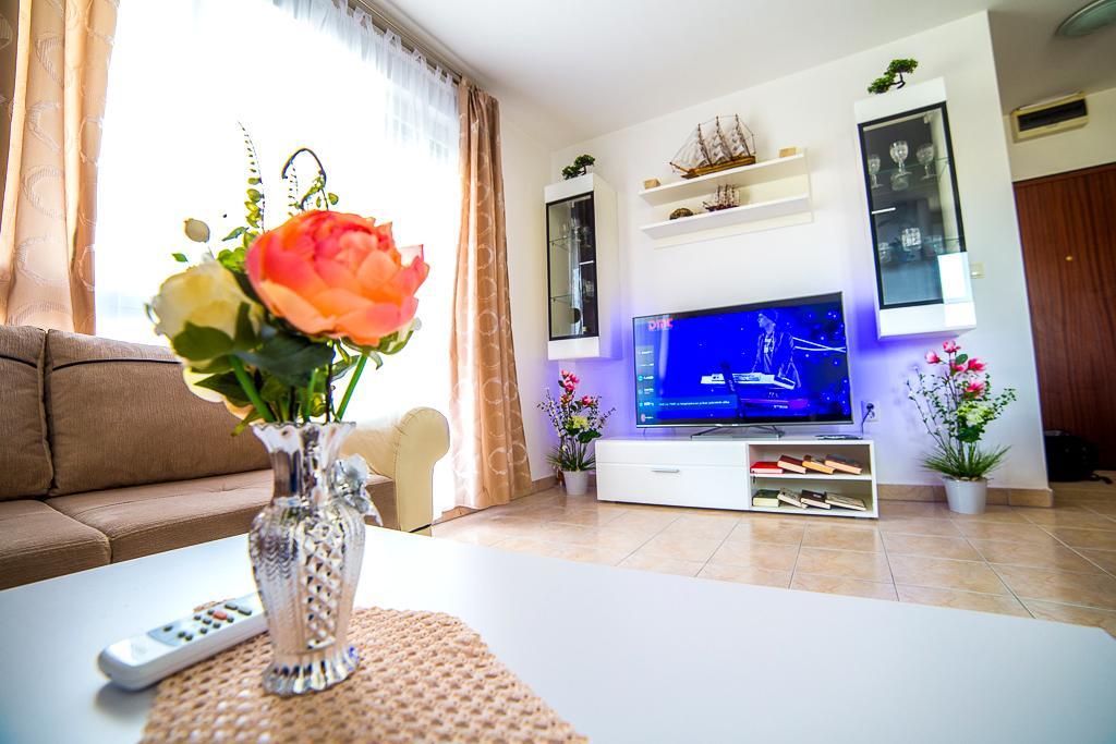 Split Apartments Shell מראה חיצוני תמונה